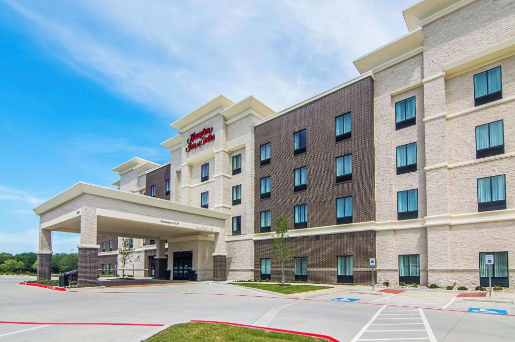 Hampton Inn & Suites-Dallas/Richardson